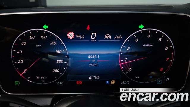 Mercedes-Benz GLC-Class (X254) GLC300 4MATIC AMG Line 2025 — фото 8