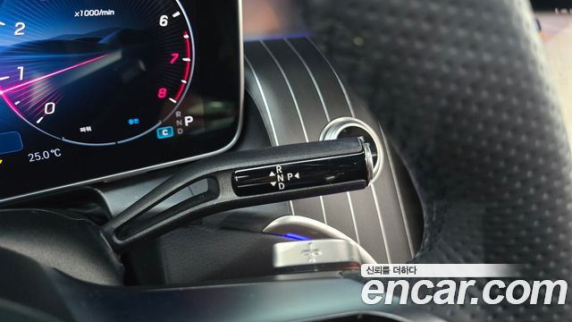 Mercedes-Benz GLC-Class (X254) GLC300 4MATIC AMG Line 2025 — фото 9
