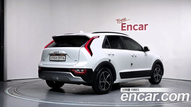 Kia Niro Trendy 2022 — фото 2