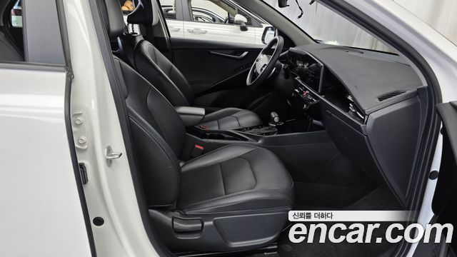 Kia Niro Trendy 2022 — фото 11