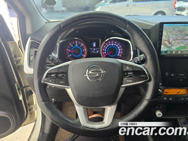 KG Mobility (SsangYong) Style Korando C 2.2 RX 2WD High DLX 2017 — фото 8