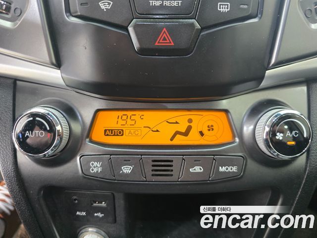 KG Mobility (SsangYong) Style Korando C 2.2 RX 2WD High DLX 2017 — фото 15