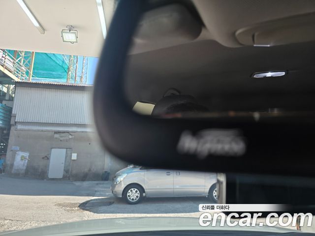 KG Mobility (SsangYong) Style Korando C 2.2 RX 2WD High DLX 2017 — фото 17