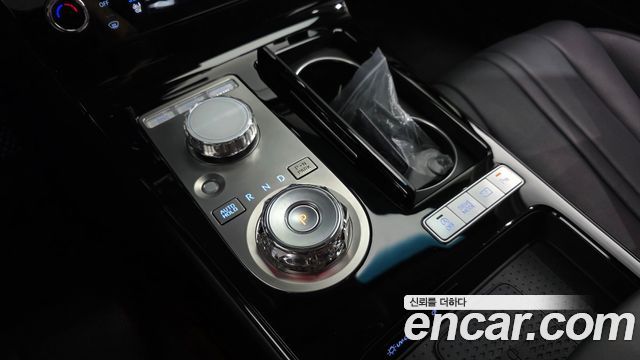 Genesis G80 (RG3) Gasoline 2.5 Turbo AWD 2025 — фото 9