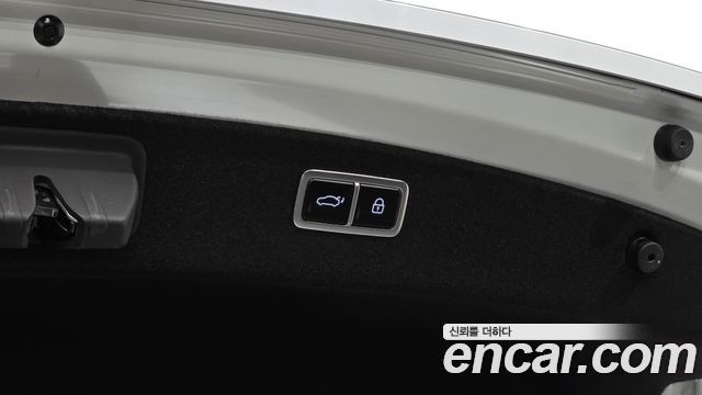 Genesis G80 (RG3) Gasoline 2.5 Turbo AWD 2025 — фото 20