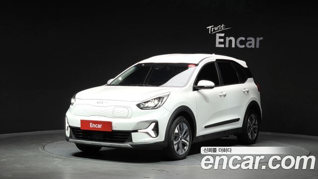 Kia Niro Plus Earth 2023 — фото 1