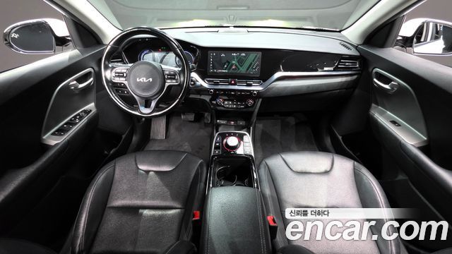 Kia Niro Plus Earth 2023 — фото 7