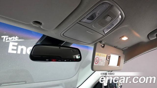 Kia Niro Plus Earth 2023 — фото 19