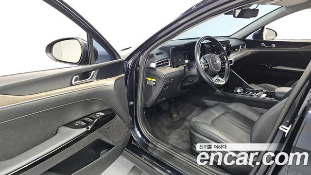 Kia K5 (III) 2.0 Noblesse 2020 — фото 10