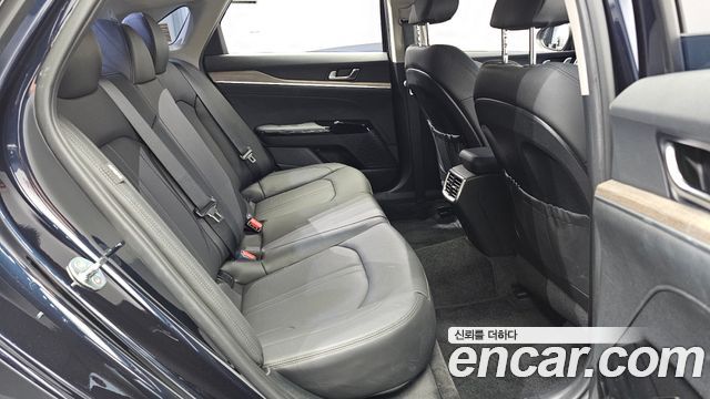 Kia K5 (III) 2.0 Noblesse 2020 — фото 11