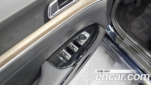 Kia K5 (III) 2.0 Noblesse 2020 — фото 13