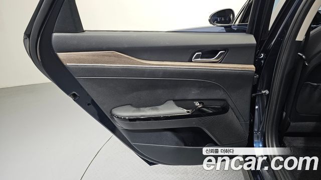 Kia K5 (III) 2.0 Noblesse 2020 — фото 25