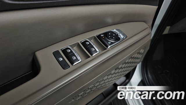 Kia Carnival (IV) HEV 9seater Nobless 2024 — фото 17