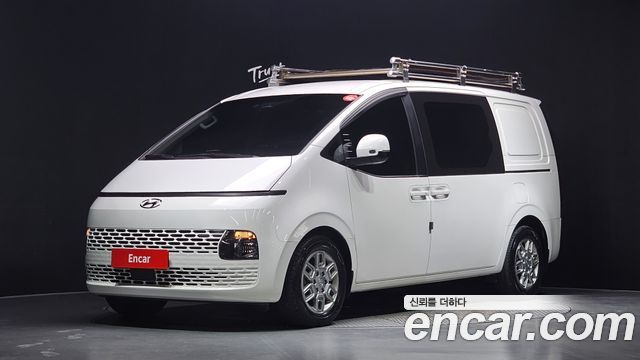 Hyundai Staria Cargo 5-Seater Modern 2022 — фото 1