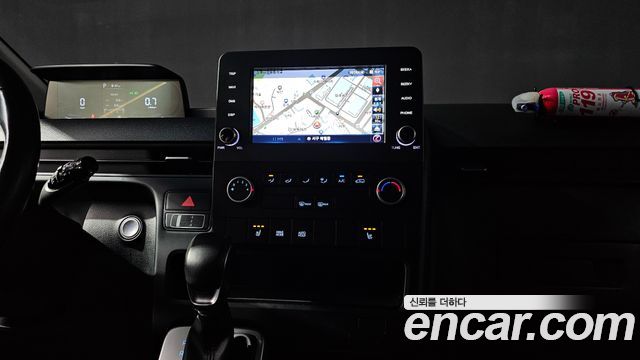 Hyundai Staria Cargo 5-Seater Modern 2022 — фото 13