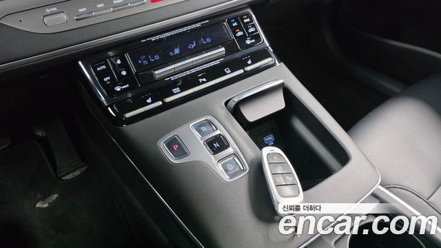 Hyundai Grandeur (IG) 3.0 LPi Rent Car Modern 2022 — фото 9