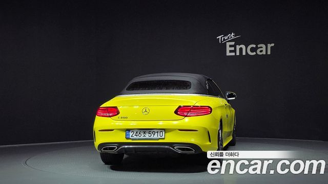 Mercedes-Benz C-Class (W205) C200 Cabriolet 2020 — фото 4