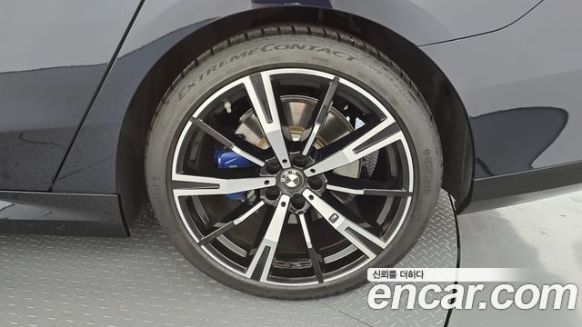 BMW 5 Series (G60) 530i xDrive M Sport 2024 — фото 27