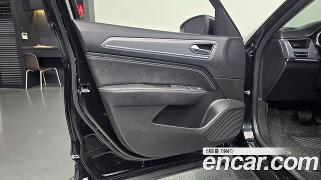 Renault Korea XM3 1.3 TCe RE Signature 2023 — фото 24