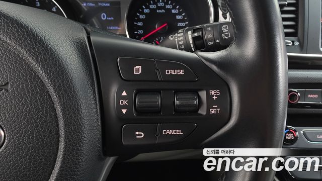 Kia Carnival 9-Seater Prstige 2019 — фото 18