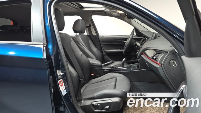 BMW 1 Series (F20) 118d Sport 5Door 2015 — фото 15