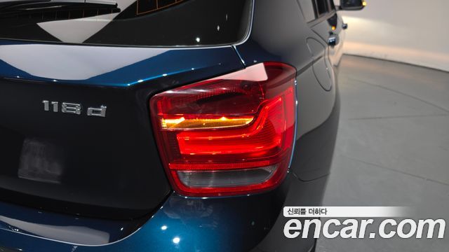 BMW 1 Series (F20) 118d Sport 5Door 2015 — фото 29