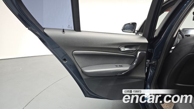 BMW 1 Series (F20) 118d Sport 5Door 2015 — фото 31