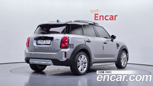 MINI Cooper Countryman Classic Plus Launch Pack 2nd Gen 2023 — фото 2