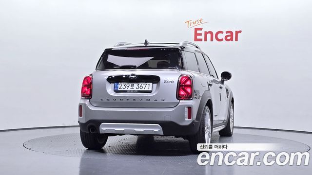 MINI Cooper Countryman Classic Plus Launch Pack 2nd Gen 2023 — фото 4