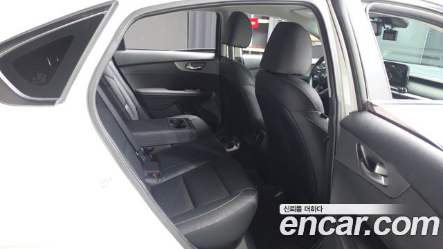 Kia K3 Prestige 2019 — фото 11