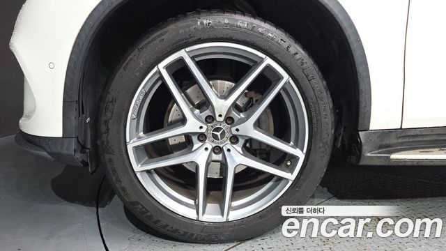 Mercedes-Benz GLE-Class (W166) GLE350 d 4MATIC Coupe 2017 — фото 5