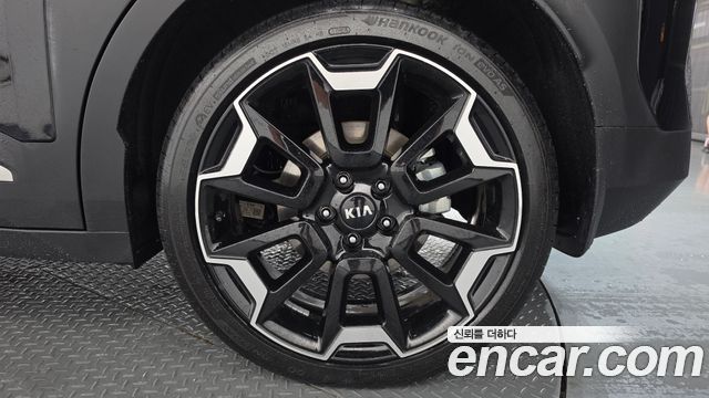 Kia EV3 Long Range 2WD Earth 2025 — фото 21