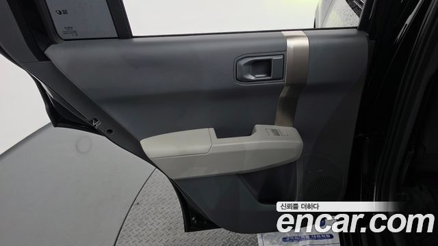 Kia EV3 Long Range 2WD Earth 2025 — фото 25