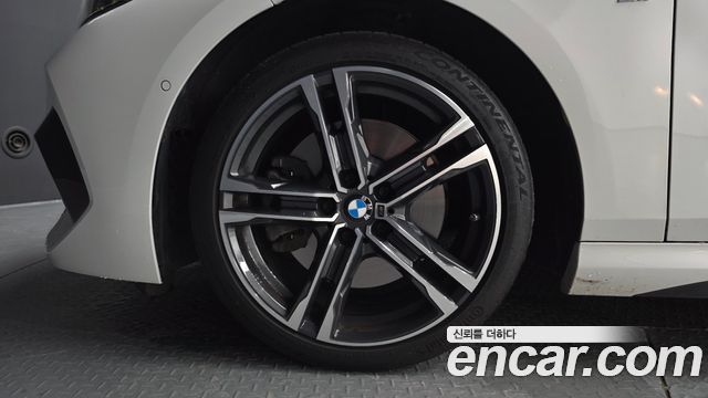BMW 2 Series Gran Coupe (F44) 220i M Sports 2022 — фото 5