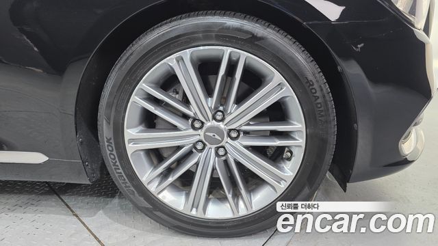 Genesis G80 3.3 GDI AWD Luxury 2017 — фото 5