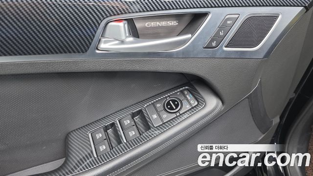 Genesis G80 3.3 GDI AWD Luxury 2017 — фото 13
