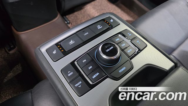 Genesis G80 3.3 GDI AWD Luxury 2017 — фото 28