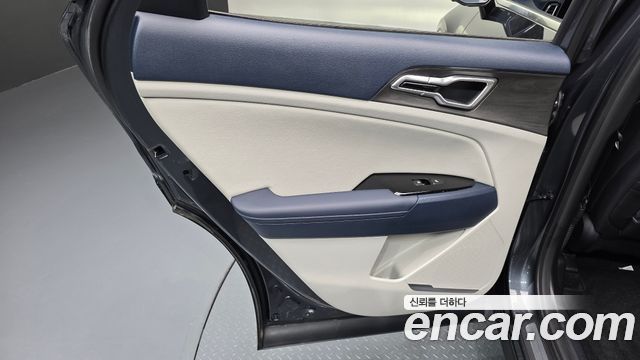 Kia Sportage (V) LPG 2.0 2WD Signature 2024 — фото 25