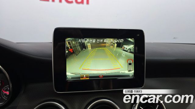 Mercedes-Benz GLA-Class (X156) GLA220 2018 — фото 15