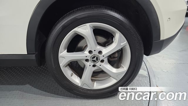 Mercedes-Benz GLA-Class (X156) GLA220 2018 — фото 21