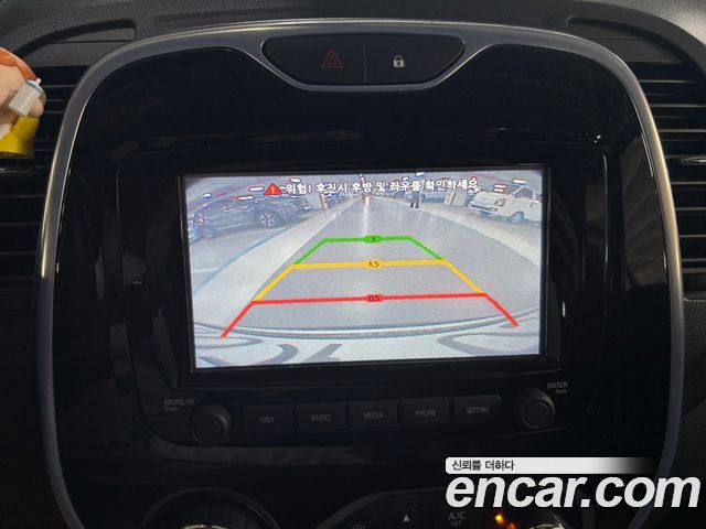 Renault Korea QM3 RE Signature 2017 — фото 9