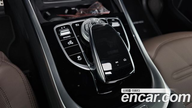 Mercedes-Benz G-Class (W463b) G400d 2023 — фото 18