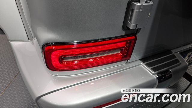 Mercedes-Benz G-Class (W463b) G400d 2023 — фото 23