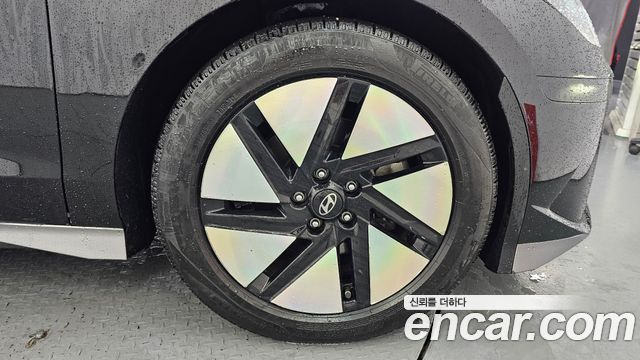 Hyundai Ioniq 6 Long Range AWD Exclusive 2023 — фото 5
