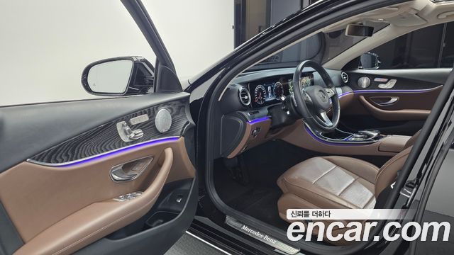 Mercedes-Benz E-Class (W213) E300 4MATIC Avnatgarde 2018 — фото 10