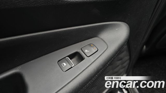 Hyundai Santa Fe HEV 1.6 2WD Exclusive 2022 — фото 19