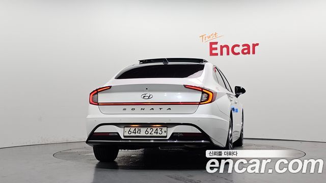 Hyundai Sonata (DN8) 2.0 Premium Family 2020 — фото 4