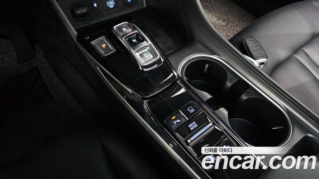 Hyundai Sonata (DN8) 2.0 Premium Family 2020 — фото 9