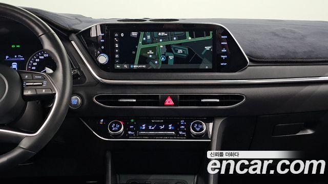 Hyundai Sonata (DN8) 2.0 Premium Family 2020 — фото 14