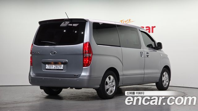 Hyundai Grand Starex 12-Seater LPi Smart 2019 — фото 2